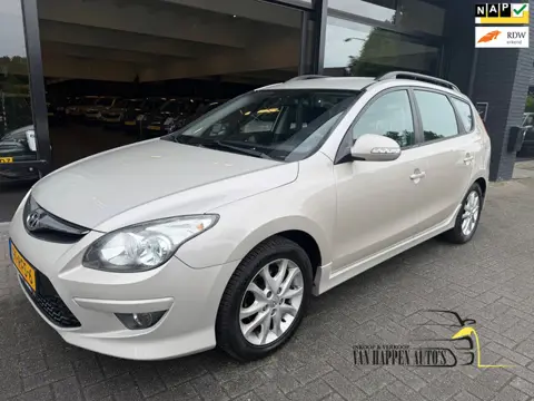 Hyundai I30 CW 1.4i i-Motion / apk 3-2027