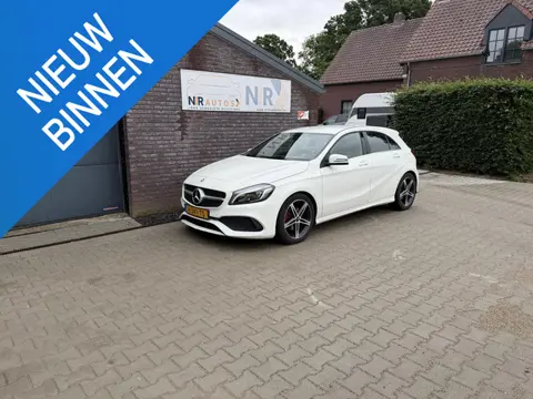 Mercedes-Benz A-klasse 180 AMG Night Edition Plus Lage km stand!! Nieuwstaat!