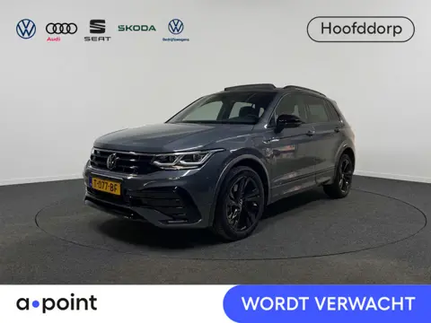 Volkswagen Tiguan 1.4 TSI eHybrid R-Line Business 245 pk Automaat (DSG) | Navigatie | Panoramadak | 