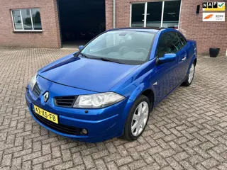 Renault Mégane coupé cabriolet 2.0-16V // APK 28-4-2027 !!