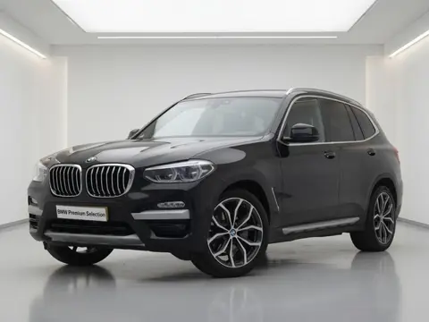 BMW X3 sDrive20i xLine | Head-Up | Panoramadak | High Executive