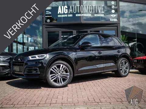 Audi Q5 2.0 TFSI quattro Sport S Line Black Edition