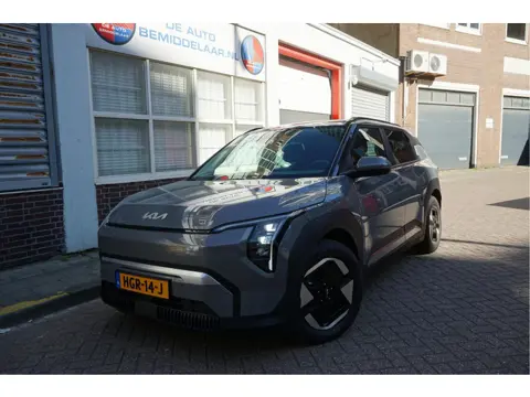 Kia EV3 Plus 81.4 kWh | Adaptieve cruise + Lane dep | 605km WLTP | Apple Carplay | Verwarde stoelen 
