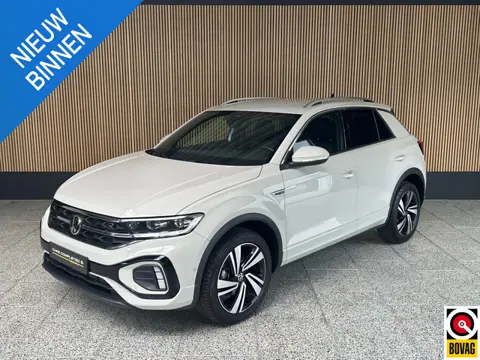 Volkswagen T-Roc 1.5 TSI R-Line Camera | ACC | Stoelverwarming | Carplay.