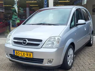 Opel Meriva 1.8-16V Cosmo