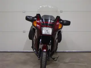 Kawasaki GTR 1000 (1996)