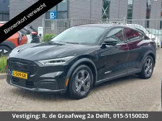 Ford Mustang Mach-E Extended RWD 98 kWh SOH 94% | Navigatie | Trekhaak | Stuur-& Stoelverwarming | L