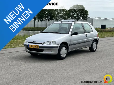 Peugeot 106 1.6 Accent Automaat, schuifdak