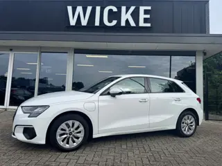Audi A3 Sportback 40 TFSI e Edition Automaat Led