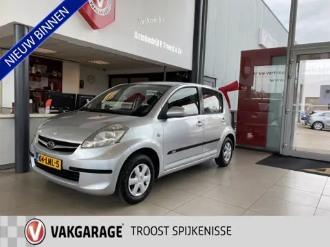 Subaru Justy 1.0 Black & White,Leder,5 Zits,Dealeronderhouden,Airco,Trekhaak,Elektrischpakket,