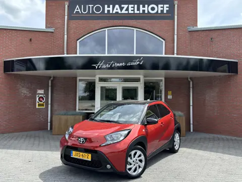 Toyota Aygo X 1.0 VVT-i MT Envy met 15.515 km!!! | Clima | Two tone lak | LM Velgen | Camera | Keyle