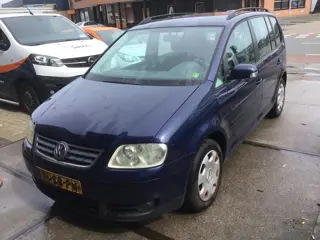 Volkswagen Touran 2.0-16V FSI Trendline Bj 2005/!!schade!!