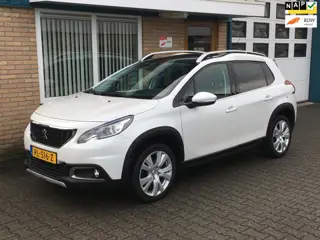 Peugeot 2008 1.2 PureTech Blue Lease Executive