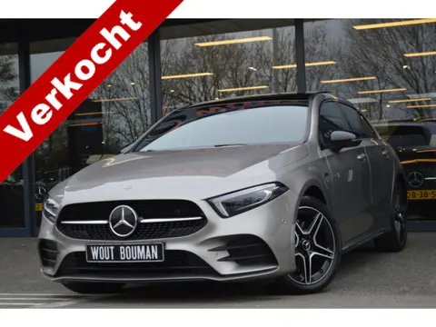 Mercedes-Benz A-Klasse 250 e AMG Led Panorama Memory Distronic Camera Augmented Trekh Pdc