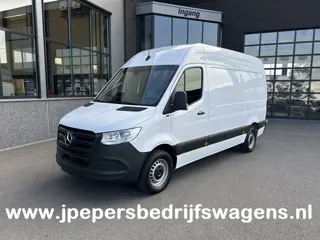 Mercedes-Benz Sprinter 315 CDI L2 H2 RWD Pro MBUX / Trekhaak / Camera / Cruise control / Airco / 270