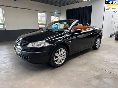 Renault Mégane Coupé-Cabriolet 2.0-16V Privilège Luxe