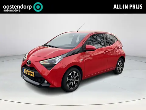 Toyota Aygo 1.0 VVT-i x-play | X-shift automaat | Carplay | Airco | Licht metalen velgen |