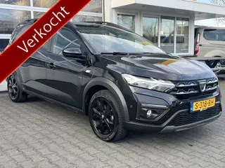 Dacia Jogger 1.0 TCe 110 Extreme 7p. Camera Cruise control Stoelverwarming 1e eigenaar Apple Carplay