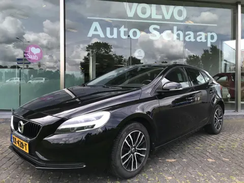Volvo V40 2.0 T2 Nordic+ | Rijklaar incl garantie | Verwarmbaar voorruit LED koplampen Navigatie