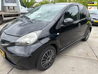 Toyota Aygo 1.0-12V + mooie auto-121169 km nap!!!!