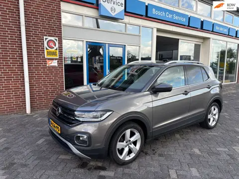 Volkswagen T-Cross 1.0 TSI Style trekaak camera