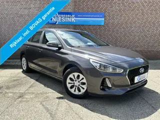 Hyundai i30 1.4 i-Drive Cruise/Stoelverwarming/PDC