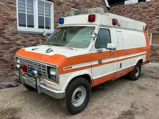 1980 Ford Econoline E350 Oldtimer Ambulance Camper Foodtruck