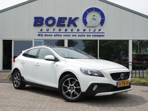 Volvo V40 Cross Country 1.6 T4 180PK Ocean Race PANO | VOL LEER | HK-AUDIO | DEALER ONDERH.