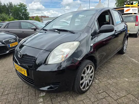 Toyota Yaris 1.0 VVTi + 5-deurs *117.000km*