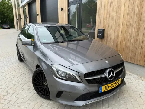Mercedes-Benz A-klasse A180 d Business (bj 2016) XENON/FACELIFT/NIEUWE APK!