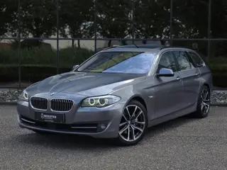 BMW 5-serie Touring 528xi High Executive|Panodak|ACC|Head-up