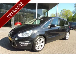 Ford S-Max 160pk Platinum Navigatie Trekhaak Pdc 18i xenon stoelverw WAT EEN RUIMTEWONDER