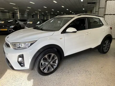 KIA STONIC 1.0 T-GDi DynamicLine AIRCO/CRUISE/CAMERA/APPLE/LMV