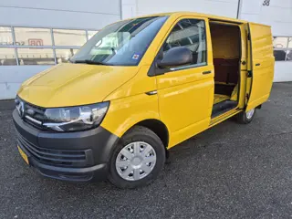 Volkswagen Transporter 2.0 TDI 150pk 2x schuifdeur 2500kg trekhaak airco cruise L1H1 Comfortline
