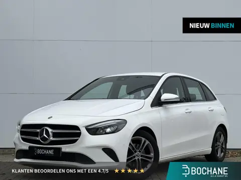 Mercedes-Benz B-klasse 180 Business Solution | Sportstoelen | Navigatie | Camera |