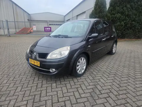 Renault Grand Scénic 2.0-16V Tech Line Rijd en Schakeld Goed
