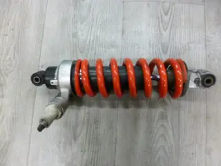 ACHTER SCHOKBREKER Triumph Sprint ST 955 1999 - 2005