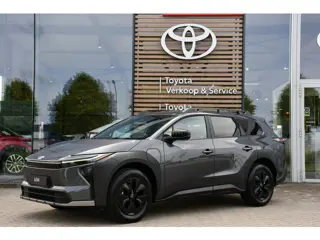 Toyota bZ4X Touring Dynamic 75 kWh 227pk | Rondomzicht camera | Warmtepomp | Elektrisch bedienbare a