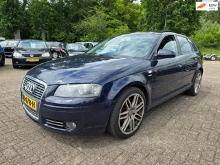 Audi A3 Sportback 2.0 FSI 5-deurs XENON/panorama/AIRCO