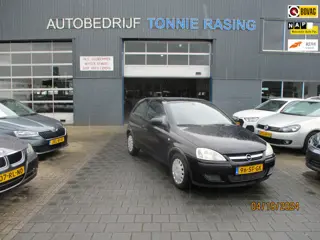 Opel Corsa 1.2-16V Essentia