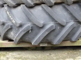R30 Firestone 480/70R30