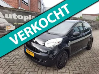 Citroen C1 1.0-12V Séduction zwart 5-deurs