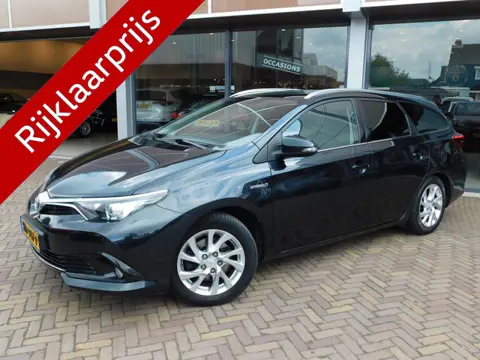 Toyota Auris Touring Sports 1.8 Hybrid Lease (bj 2015)