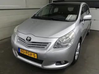 Toyota Verso 1.8 VVT-i Business Limited - Automaat - Trekhaak