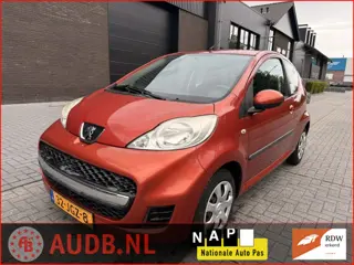 Peugeot 107 1.0-12V XS| NIEUWE APK| ELEKTR.PAKKET|