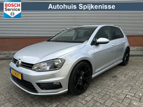 Volkswagen Golf 1.4 TSI Highline | R-Line | 19 inch Velgen | Stoelverwarming | Stoelmassage | Goed o
