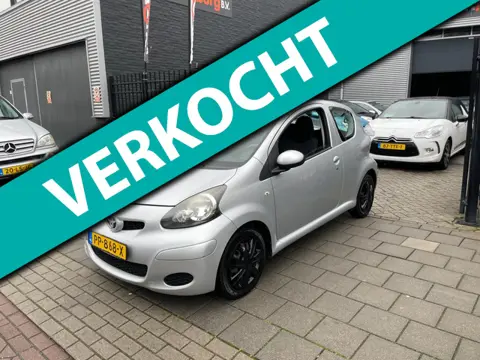 Toyota Aygo 1.0-12V Access 3e Eigenaar! Airco NAP APK