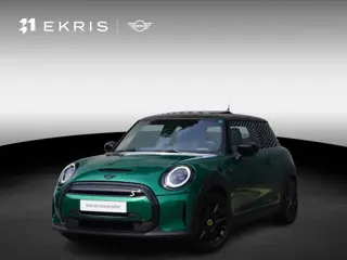 MINI Electric SE | Classic Uitvoering | Comfort Plus Pakket | Piano Black Exterior pack | Glazen pan