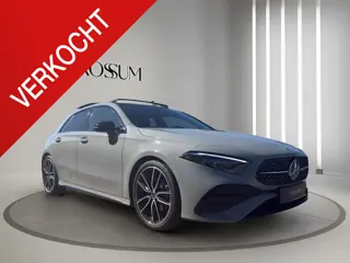 Mercedes-Benz A-klasse 180 AMG Line | Pano | Sfeer | Stoelverw. | Camera | Trekhaak Electrisch |