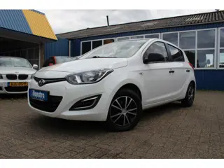 Hyundai i20 1.2i "Fifa World Cup Edition" Airco + 5 Deurs !!